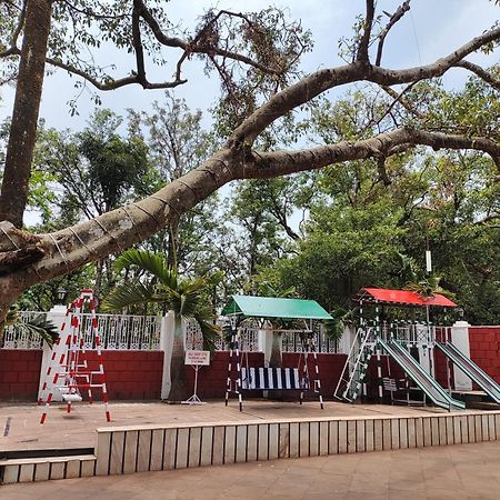 Jaffer Bhai's Brickland Hotel Panchgani Exterior foto