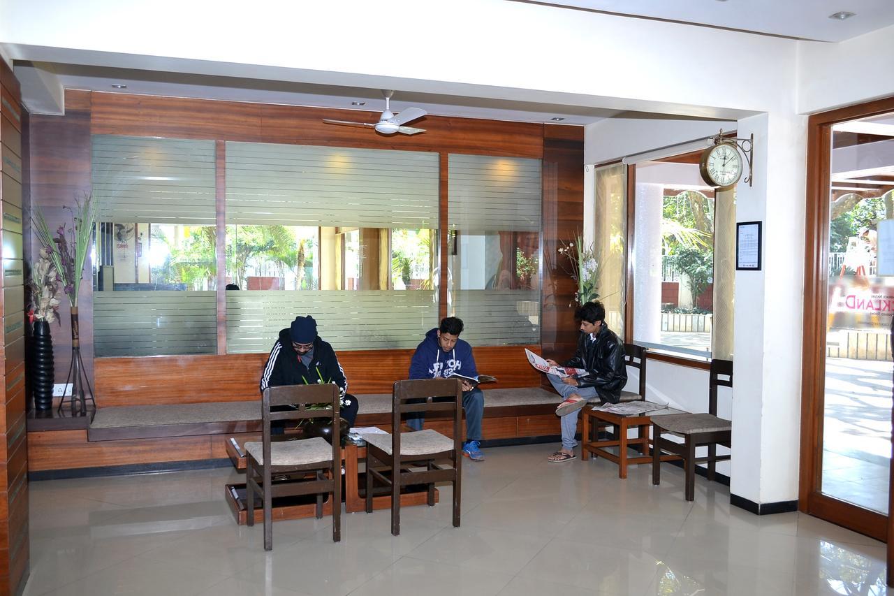 Jaffer Bhai's Brickland Hotel Panchgani Exterior foto