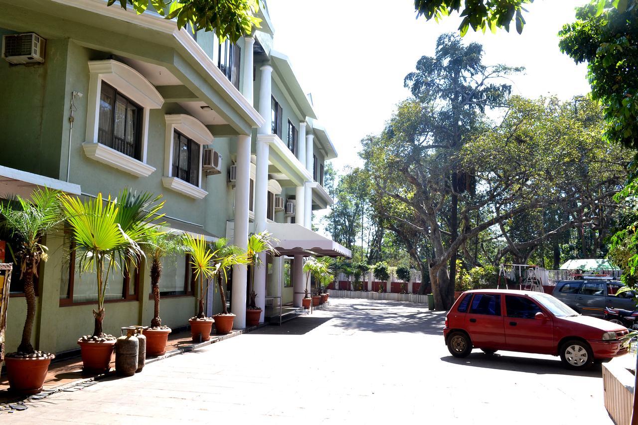 Jaffer Bhai's Brickland Hotel Panchgani Exterior foto